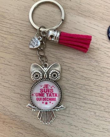 Porte-clés chouette « Je suis une tata qui déchire »