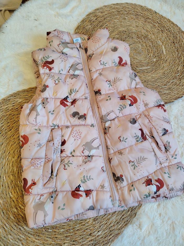 Jolie doudoune sans manche 4 ans