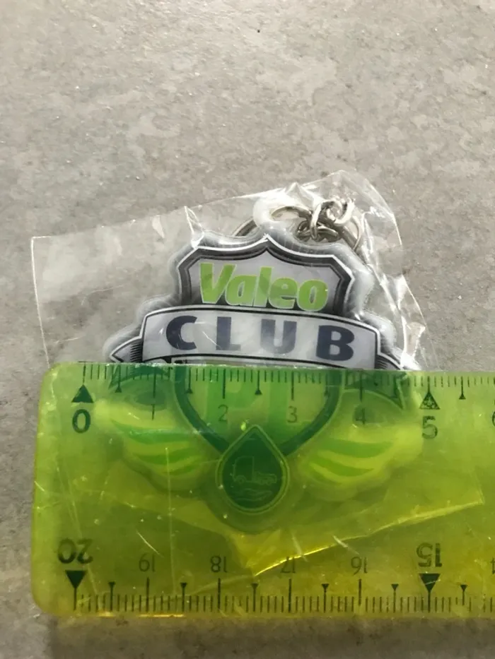 Neuf Porte-clé poids lourds 5cm en plastique mou et anneau métal original rare - photo numéro 2