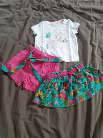 Lot T-shirt + Short + jupe 12 mois In Extenso  / Pic Ouic