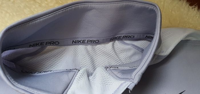 Sweat de sport Nike taille L - photo numéro 4