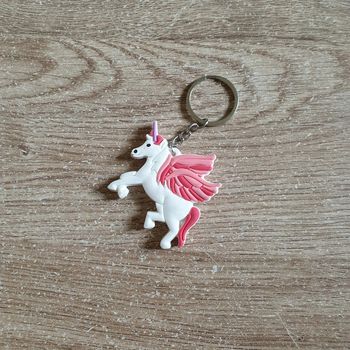 🏷 Porte clés Licorne neuf #emyfleury_porteclés