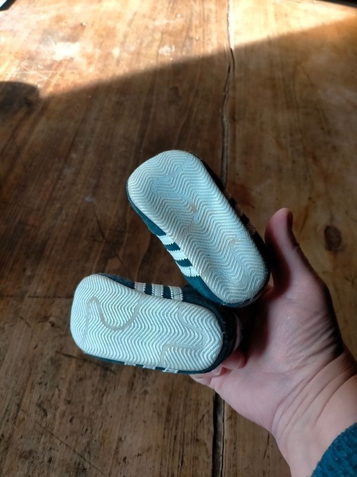 Adidas gazelle bébé pt 17/18 - photo numéro 3
