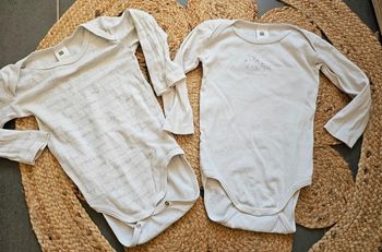 Lot 2 bodies manches longues