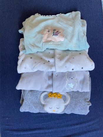Lot de 4 pyjamas velours 6 mois
