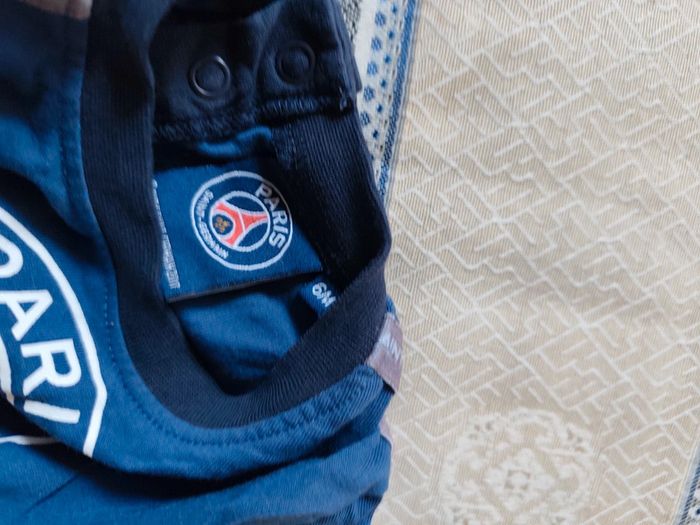 Lot de 6 vêtements mixte psg bebe authentique 1 mois à 12 mois - photo numéro 9