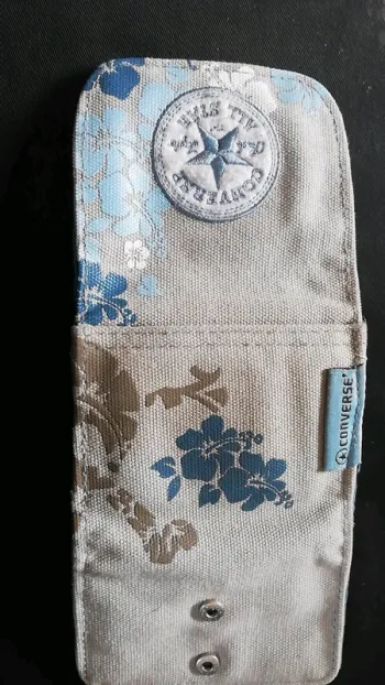 Portefeuille converse