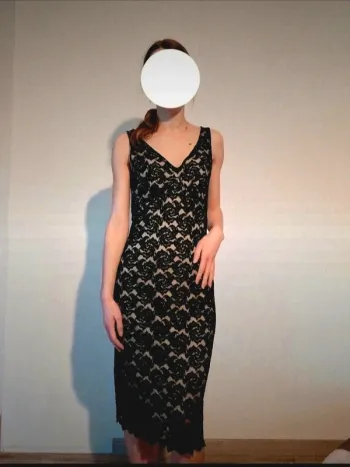 Jolie robe beige en transparence avec dentelle femme taille M/38