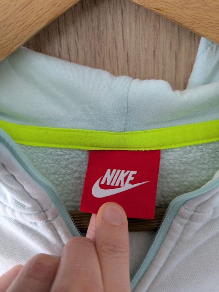 Sweat Nike 12/13 ans - photo numéro 4