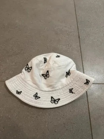 Bob adolescent blanc, bon état