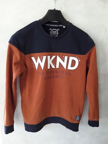Sweat marron orangé bleu marine