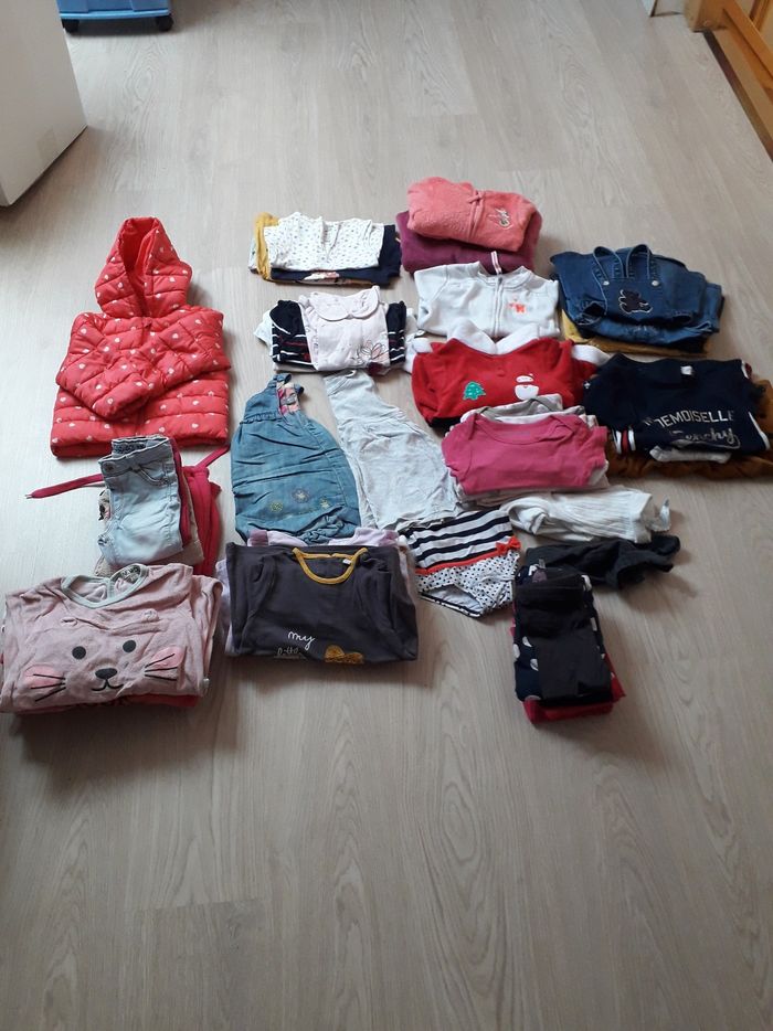 Lot vêtements fille 18 mois