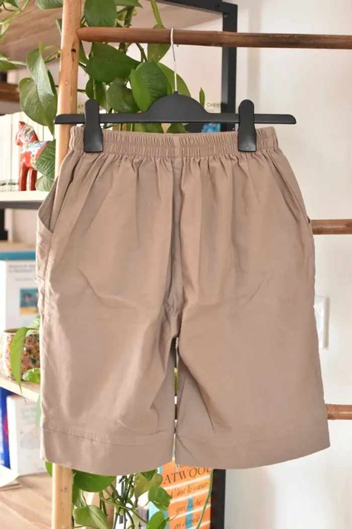 Short vintage beige, taille 36, en très bon état - photo numéro 5