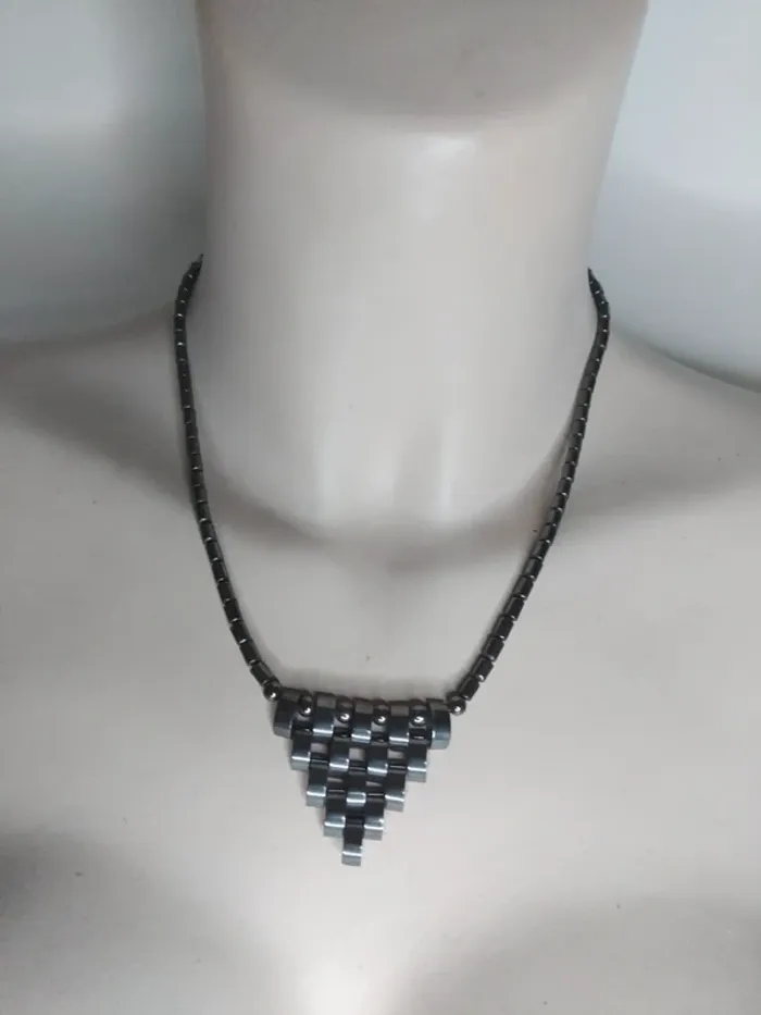 Collier artisanal en agate naturel noir