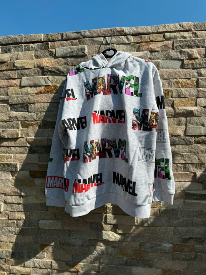 Suite à capuche Marvel