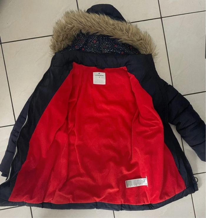 Beau manteau doudoune chaud T 8 ans Lulu Castagnette bleu marine Très bon état - photo numéro 4