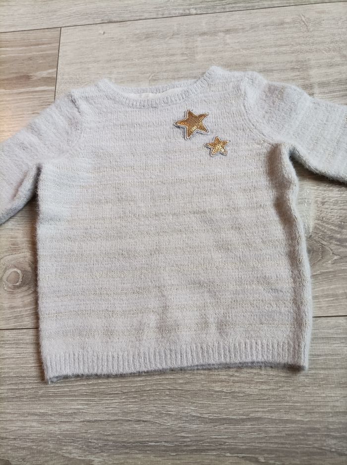 Pull 4 ans paillettes étoiles - photo numéro 1