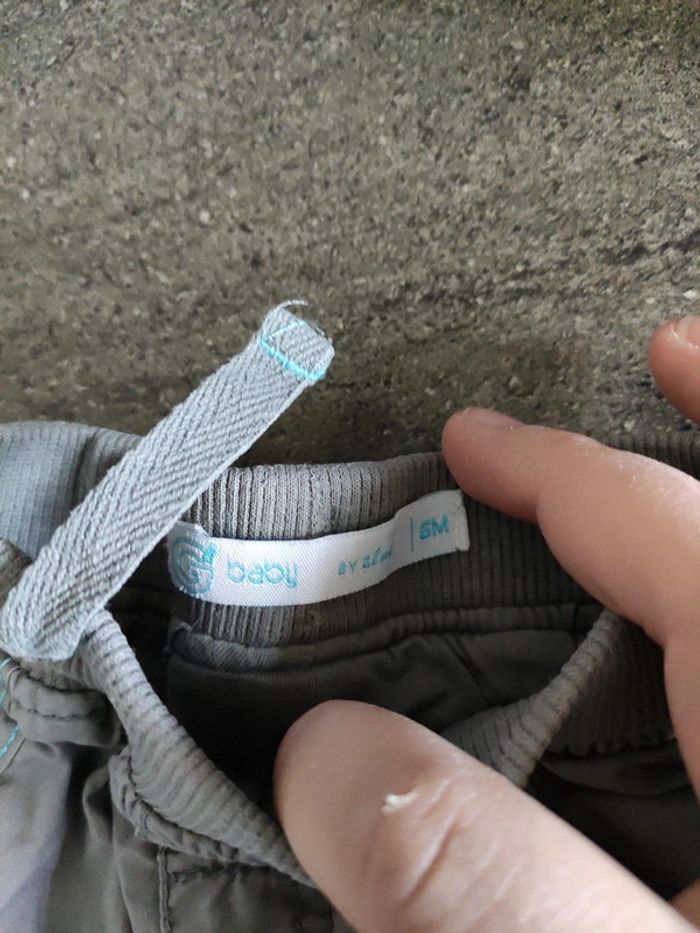 Pantalon 6 mois - photo numéro 3