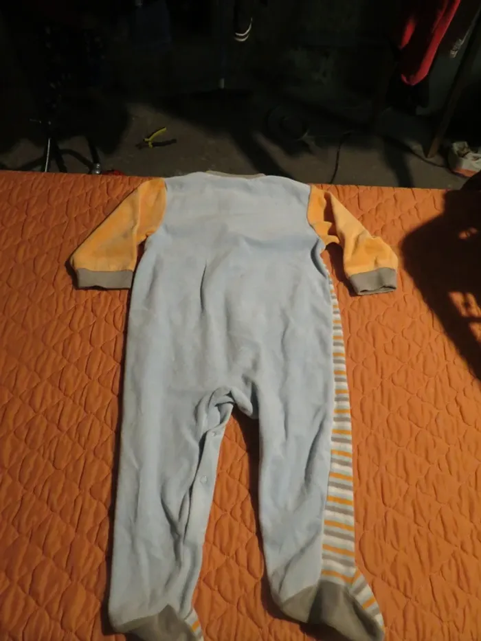 pyjamas garçon taille 18 mois - photo numéro 3