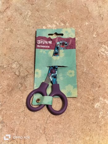 Disney 🖤 Paire de ciseaux Stitch