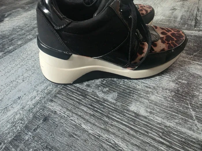 Basket femme noir et leopard - photo numéro 2
