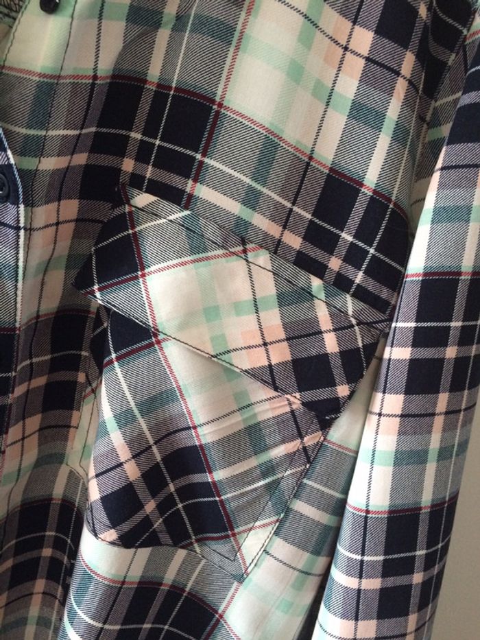 chemise Bershka neuve taille S - photo numéro 4