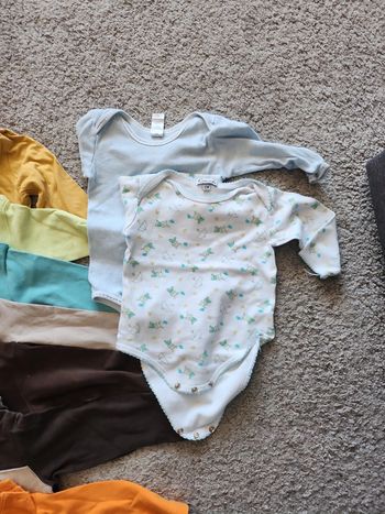 Lot de vêtements garçon 👦 Taille 9 mois