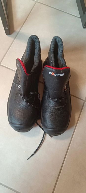 Chaussures montante de sécurité exena noir