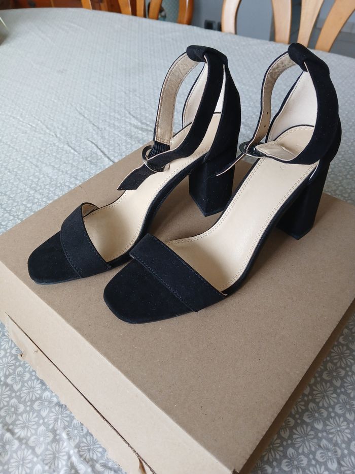 Sandale - photo numéro 2