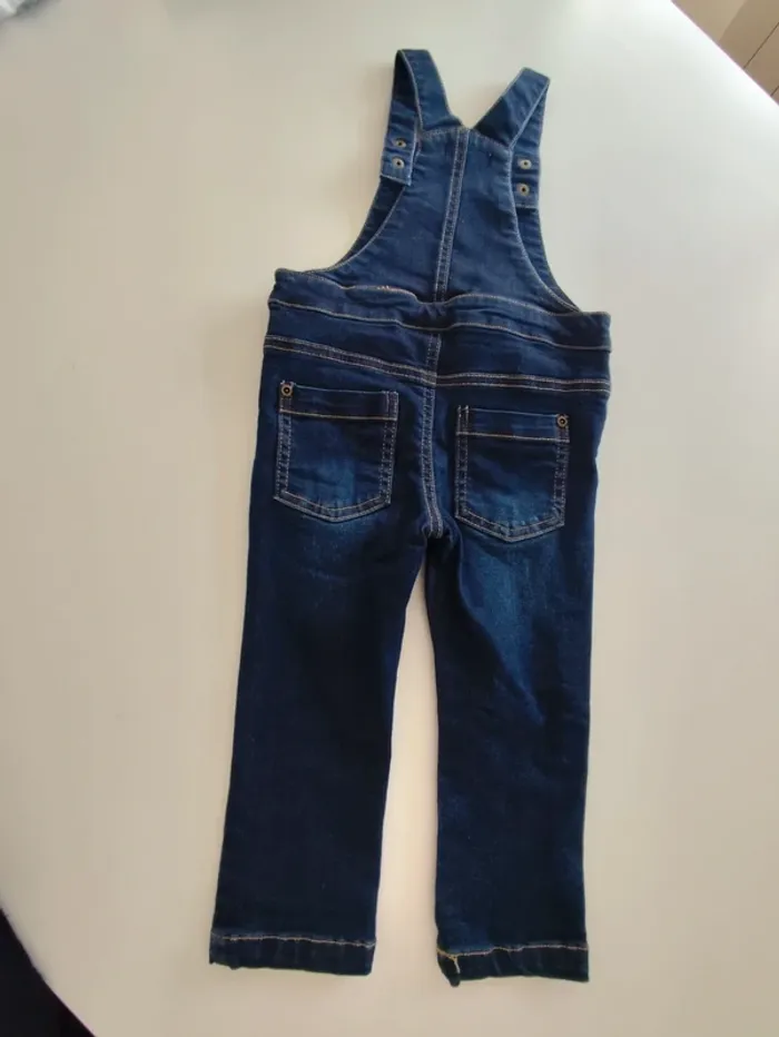 Salopette 2 ans - photo numéro 2