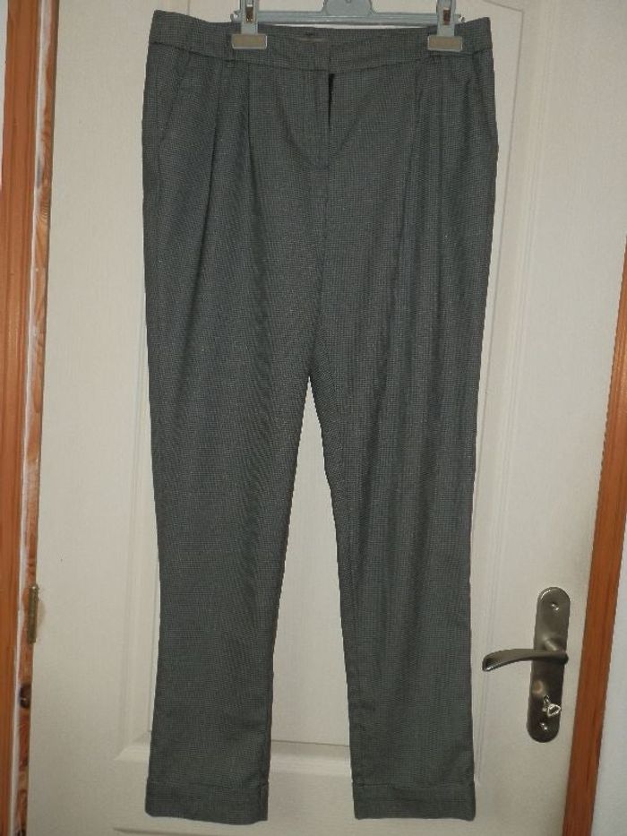 Pantalon à pinces pied de poule gris/noir bas revers