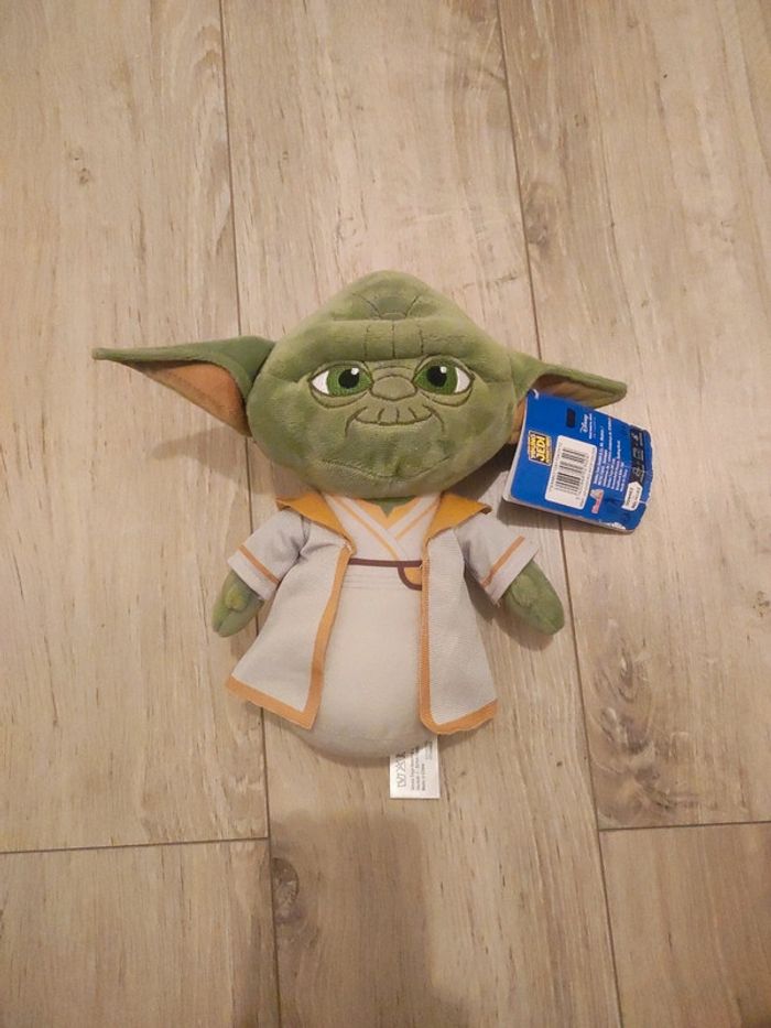 Bébé Yoda