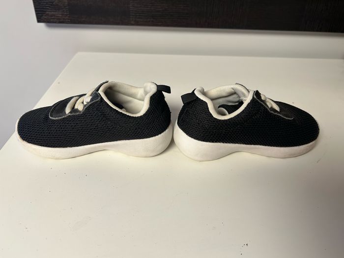 Basket H&M taille 22 - photo numéro 2
