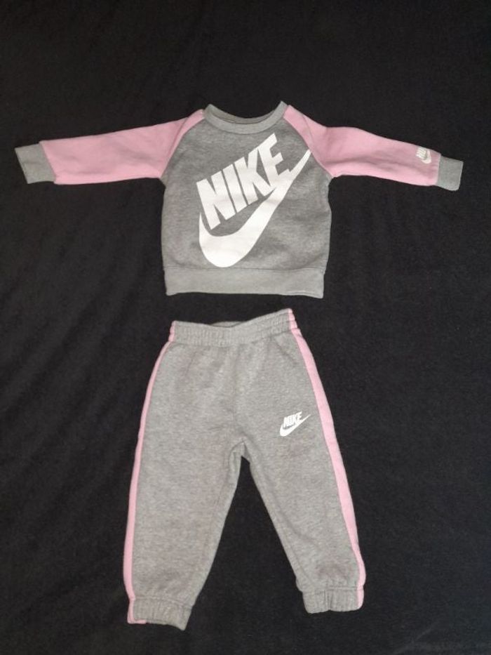 Survetement nike