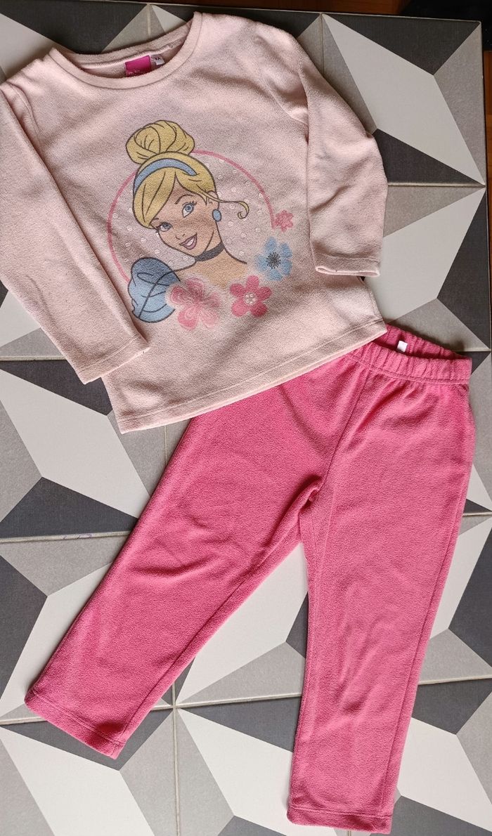 Pyjama polaire Cendrillon Disney 4 ans