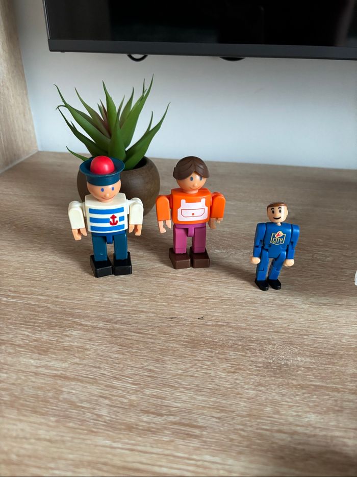 Lot 3 figurines wannabees 1975