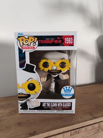 Figurine funko pop art clown with glasses 1593
