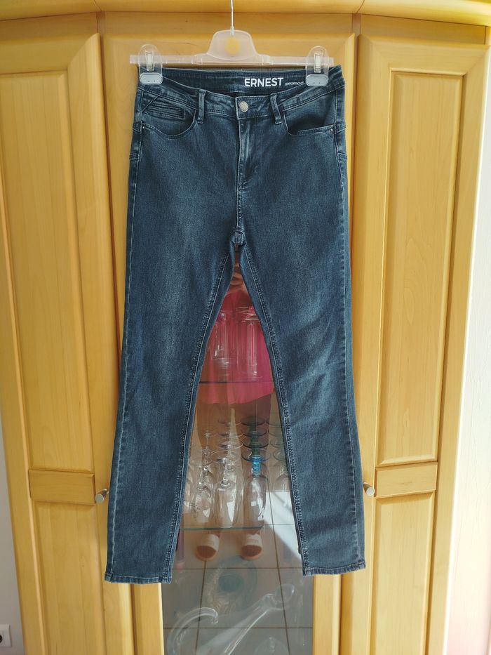 Jean brut taille 38 slim