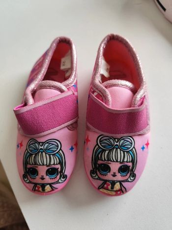 Pantoufles lol surprise