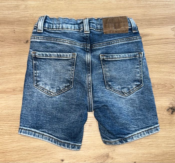 Bermuda bleu - photo numéro 2