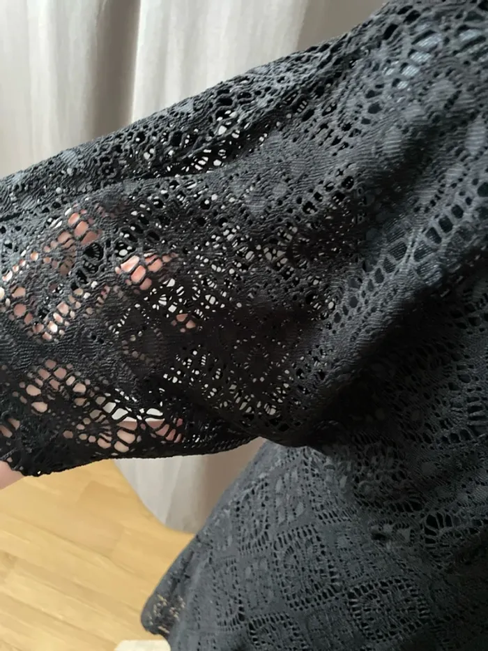 Robe noire - photo numéro 6