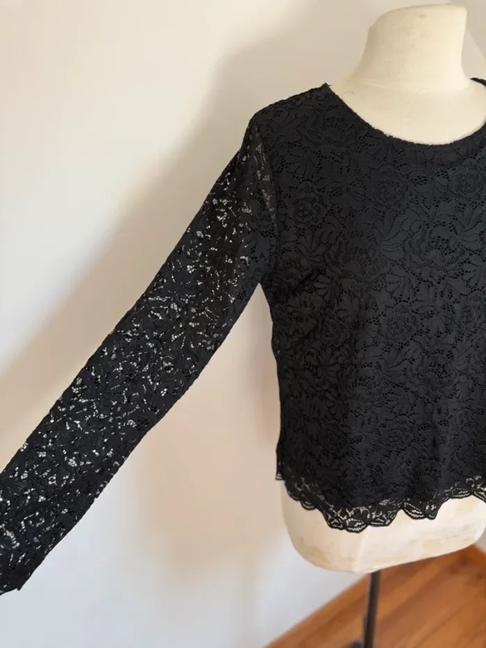superbe blouse en dentelle noire Camaïeu 42 XL - photo numéro 3