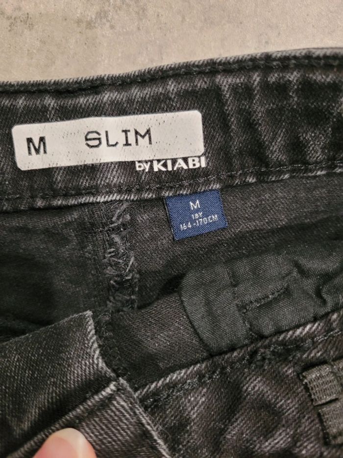 Short en jean Kiabi, taille M - photo numéro 4