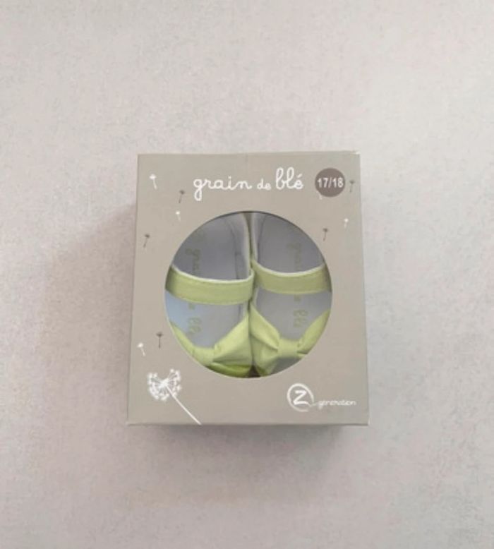 chaussures bébé Sandales bébé 17/18 neuves vert anis - photo numéro 2