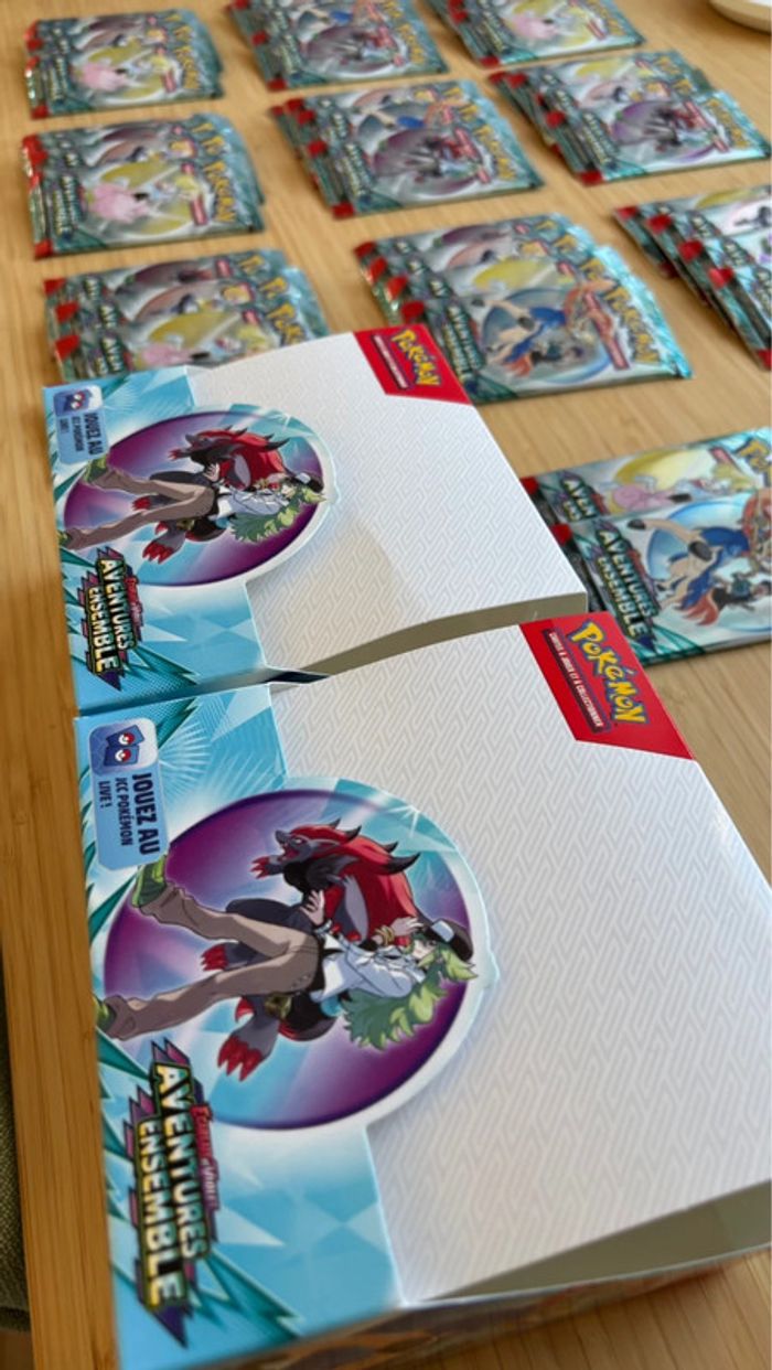 Lot de 10 arstet boosters Pokemon ev9 aventures ensembles (4 illustrations) et 2 displays vide - photo numéro 3