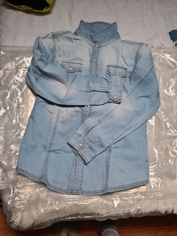 Jolie chemise jeans jamais porté
