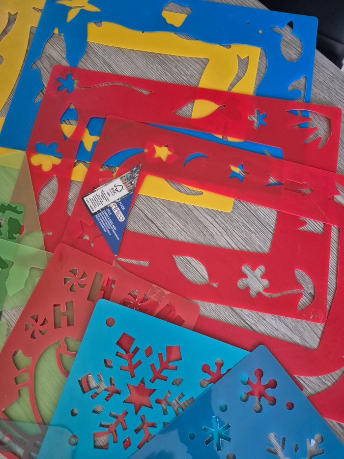 Lot de 16 pochoirs peinture enfant - photo numéro 3