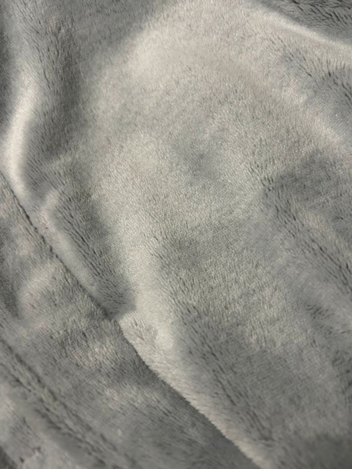 peignoir gris - photo numéro 3