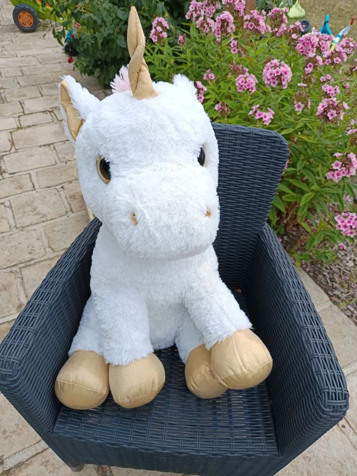 Peluche licorne