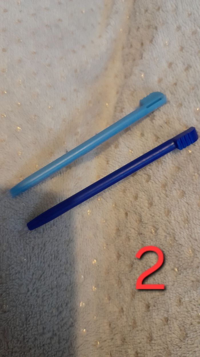 2 stylets - photo numéro 2